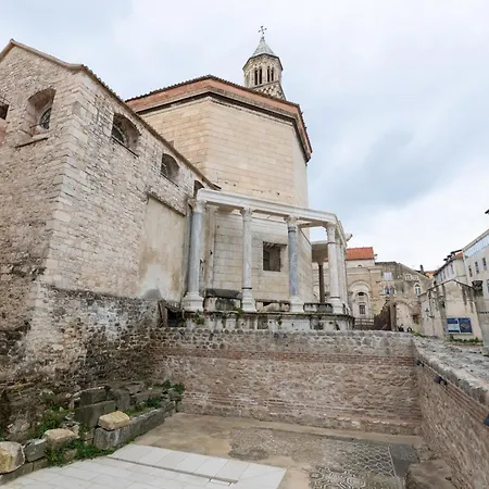 Apartamento Lena's In Palace *